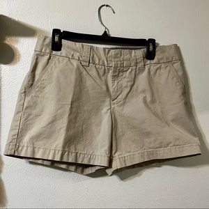 Tommy Hilfiger chino shorts size 10